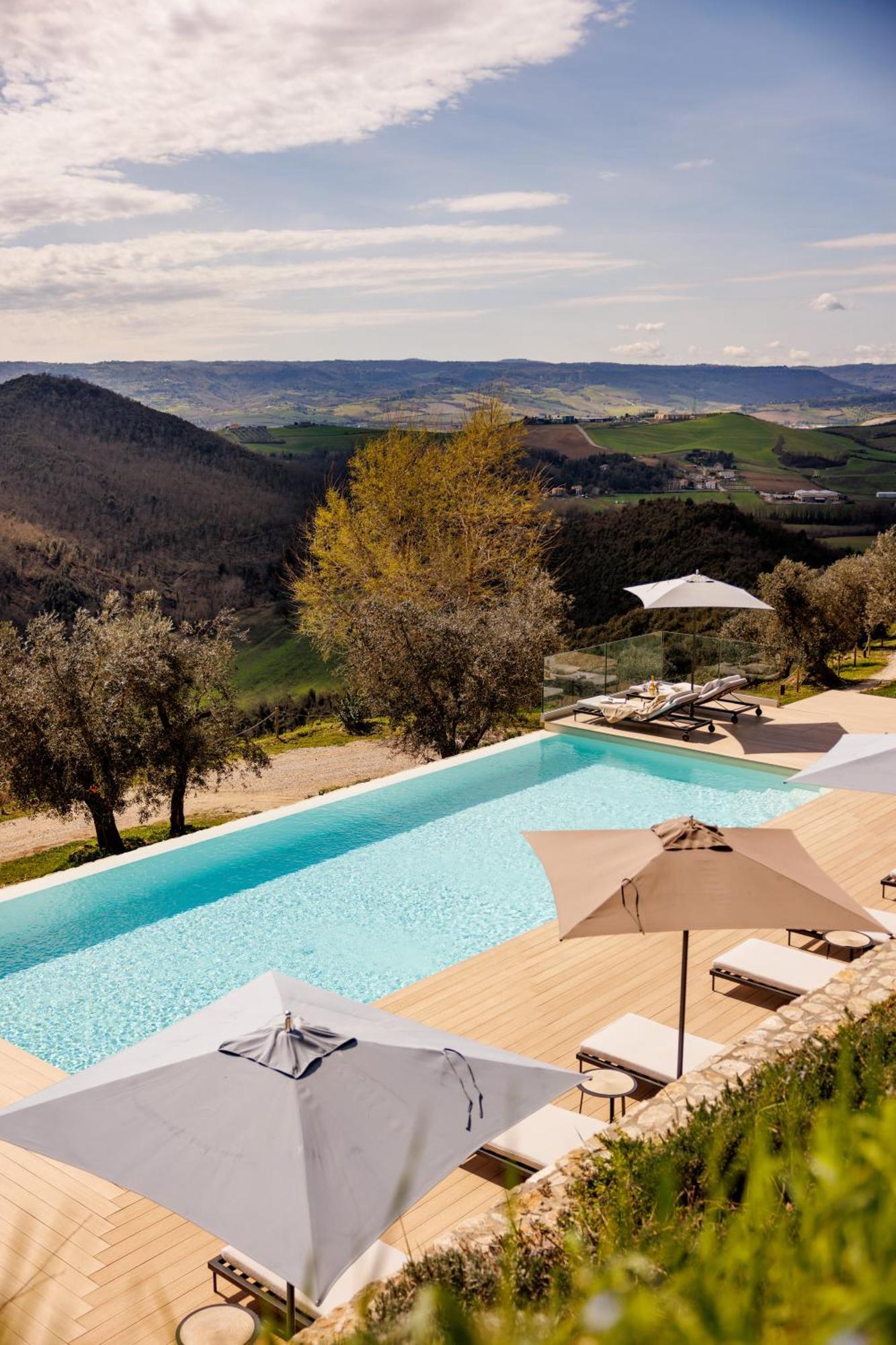 Отель Antichi Casali Di Charme Орвието Экстерьер фото